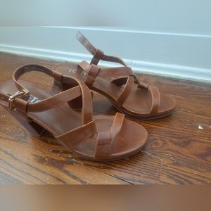 Brown leather chunky sandals- 8